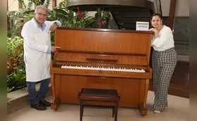 Um piano na Santa Casa de Londrina
