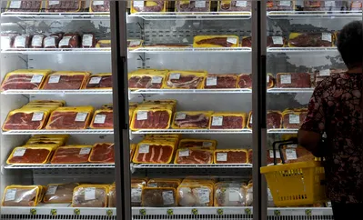 Economista Marcos Rambalducci pondera que, apesar da alta da carne, população tem maior acesso com recorde de empregabilidade e maior poder de compra