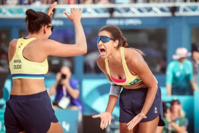 2024.08.07 - Jogos Olímpicos Paris 2024 - Vôlei de Praia Feminino - As brasileiras Duda e Ana Patrícia em duelo contra a dupla da Letônia Tina e Anastasija na disputa das quartas de final. Foto: