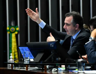 "Esse ambiente nos alerta para os riscos da segurança cibernética, e nos lembra ser essencial a regulamentação da inteligência artificial", afirma Rodrigo Pacheco