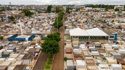 Imagem ilustrativa da imagem Apucarana estabelece prazo para obras e manutenção de túmulos
