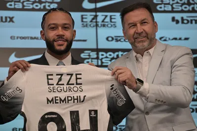 "Precisamos reconhecer de onde é que vem o futebol autêntico, muitas estrelas do mundo do futebol vem do Brasil", afirmou Depay,