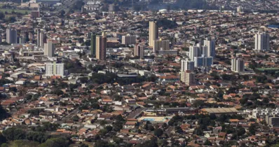 Em eventos especiais a Prefeitura de Cambé poderá autorizar o consumo de bebidas nas praças