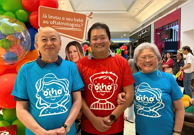 Dr. Nobuaqui Hasegawa e Dona Regina Hasegawa, fundadores do Hoftalon, e Rodrigo Hasegawa, Superintendente Executivo