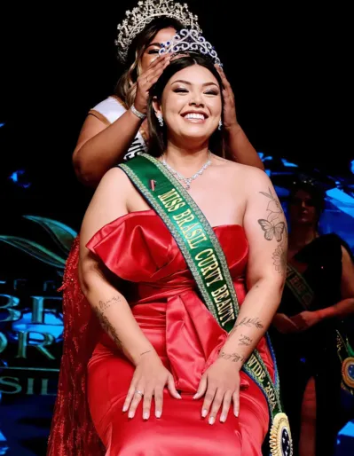 Imagem ilustrativa da imagem Caroline Tamioso  é Miss Brasil Curvy Beauty