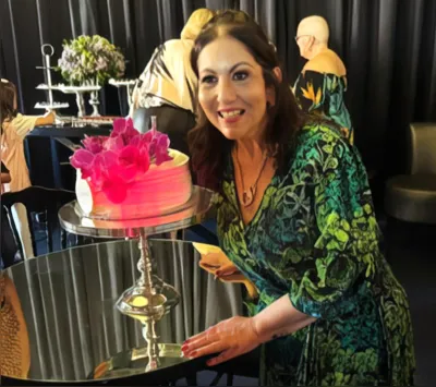 A aniversariante Fabíola Sahão