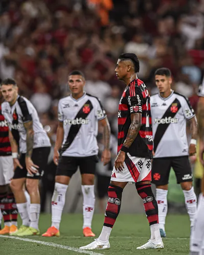 Imagem ilustrativa da imagem Clássico dos Milhões abre semi do Carioca