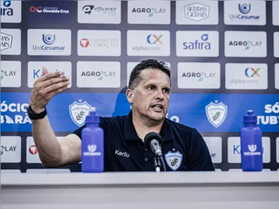 Claudinei Oliveira chegou a três vitórias em cinco jogos no comando do Londrina