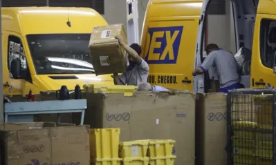 Imagem ilustrativa da imagem Correios aprovam PDV e novo concurso deve renovar 3.000 postos