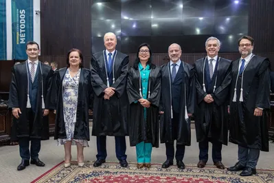 Imagem ilustrativa da imagem Dois ex-alunos da UEL no TJ Paraná