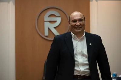 Imagem ilustrativa da imagem El-Kadre é reeleito presidente da Sociedade Rural do Paraná para o biênio 2024-2026