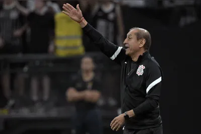 Corinthians melhorou com a chegada de Ramón Díaz e faz torcida sonhar com títulos da Sul-Americana e Copa do Brasil