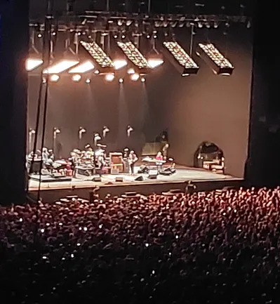 Imagem ilustrativa da imagem Eric Clapton entrega um show potente em Curitiba