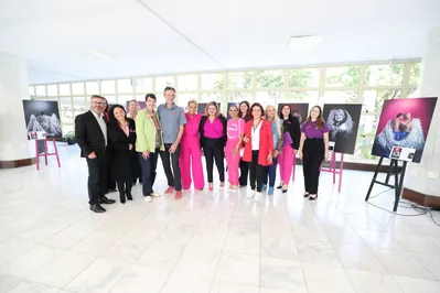 Exposição na Alep busca conscientizar sobre a prevenção do câncer