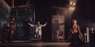 "Brás Cubas", com o Armazém Companhia de Teatro: espetáculo que já foi apresentado na China e na Rússia terá duas sessões em Londrina, encerrando o FILO