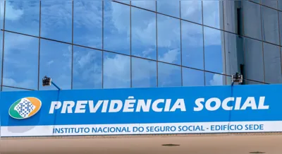 Facade of the headquarters building of the National Social Security Institute ( Instituto Nacional do Seguro Social ) - INSS, in the city of Brasilia, Brazilian capital.