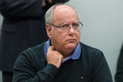 O ex-diretor da Petrobras, Renato Duque, presta depoimento em CPI na Câmara dos Deputados  ( Marcelo Camargo/Agência Brasil)