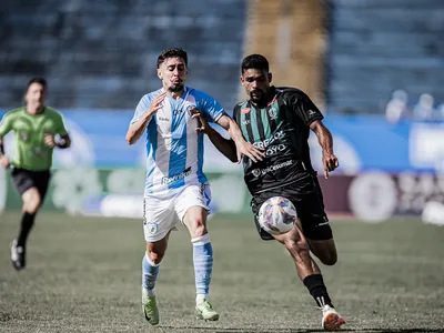 Imagem ilustrativa da imagem Londrina joga mal e perde a primeira no Paranaense