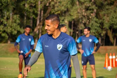 Com a ausência de Henrique nos treinos da semana, Calyson deve voltar a ser titular no sábado, diante da Ferroviária