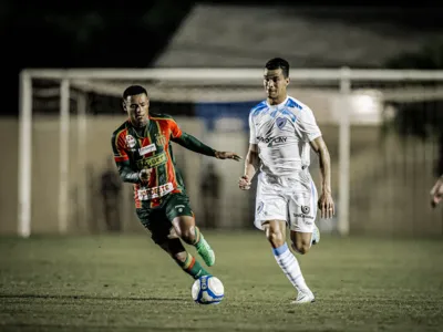 Imagem ilustrativa da imagem Londrina volta a vencer na Série C e retorna ao G8