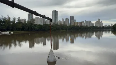 Imagem ilustrativa da imagem Medida paliativa interrompe vazamento no Igapó 2