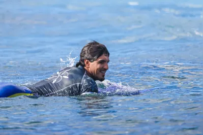 2024.07.24 - Jogos Olímpicos Paris 2024 - Tahiti - Surf - Treino -  Na foto o atleta, Gabriel Medina - Foto: William Lucas/COB