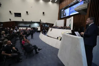 "A nossa Constituição garante a liberdade de expressão como regra. Esse é um princípio. E, em segundo lugar, garante a vedação da censura prévia", discursou André Mendonça na Assembleia Legislativa