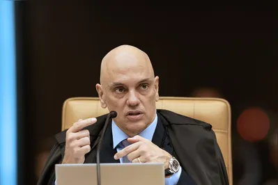 Imagem ilustrativa da imagem Moraes determina desbloqueio do X no Brasil