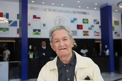 Ao todo, Léo Batista participou da cobertura de 13 edições de Jogos Olímpicos e de 13 Copas do Mundo
