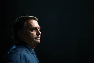 Para a PF, Bolsonaro deu versões contraditórias sobre um dos relógios que recebeu e, também, em relação à retenção de outras joias no Aeroporto de Guarulhos