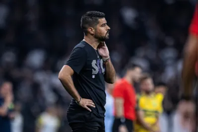 Imagem ilustrativa da imagem Palmeiras e Corinthians fazem Dérbi tenso no Allianz Parque