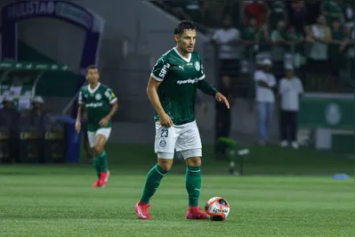 Imagem ilustrativa da imagem Palmeiras e Santos lutam por classificação no Paulista