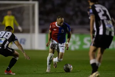 Imagem ilustrativa da imagem Paraná cai de novo no Paranaense e Rio Branco está por um fio
