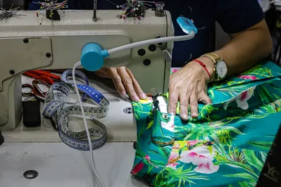 Imagem ilustrativa da imagem Paraná registra crescimento de 3,9% no setor de serviços