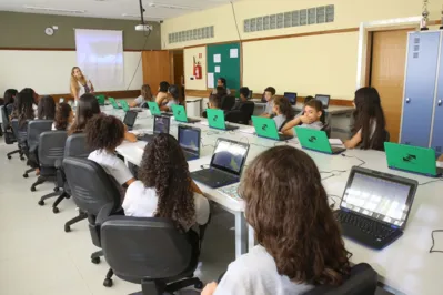 Imagem ilustrativa da imagem Paraná tem a melhor educação do Brasil no ranking geral do Ideb