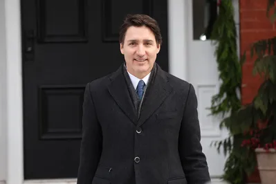 "Todos os ossos do meu corpo sempre me disseram para eu lutar porque eu me importo profundamente pelos canadenses e por este país", disse Trudeau