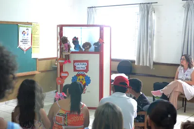 Imagem ilustrativa da imagem Programa em Cambé leva saúde e educação para pais e alunos