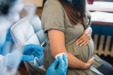 Testes demonstraram 82,4% de eficácia da vacina na prevenção de casos graves de síndromes respiratórias em bebês de até três meses