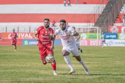 Paranavaí e Rio Branco fizeram jogo equilibrado na ida da semifinal no Waldemiro Wagner