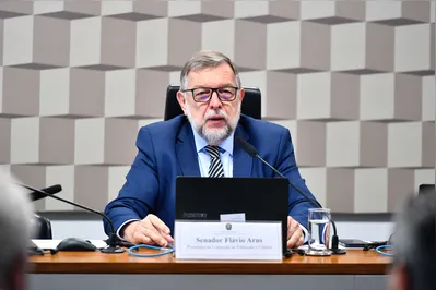 O texto, de autoria do senador Flávio Arns (PSB), havia sido aprovado anteriormente na Comissão de Segurança Pública