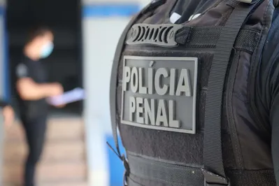 O Paraná conta com 3.196 terceirizados e 2.640 concursados para cuidar de 36 mil detentos