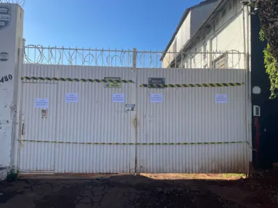 A equipe do 5º Distrito também recolheu as imagens das câmeras de monitoramento, que pertencem tanto à Polícia Civil quanto às empresas vizinhas