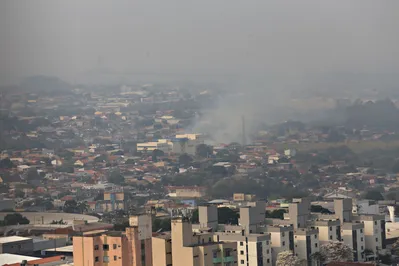 A situação está crítica, de acordo com o Simepar, pelo fato de uma massa de ar quente estar sobre a Região Sul