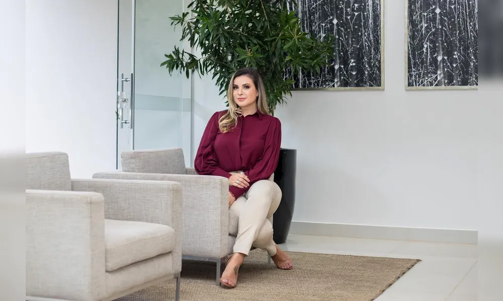 Estilo, sensibilidade e leveza: Ana Maziero é nova colunista social da Folha