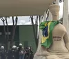 Moraes mantém condenação de mulher por pichar estátua