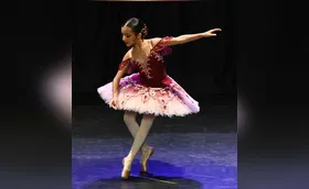 Bailarina de Londrina na World Ballet Competition