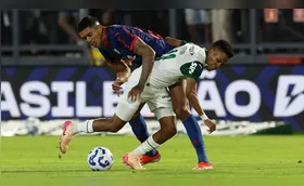 Palmeiras bate o Bragantino de virada e dispara na liderança