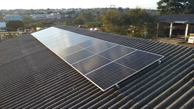 Imagem ilustrativa da imagem Apucarana começa a instalar placas de energia solar em prédios públicos