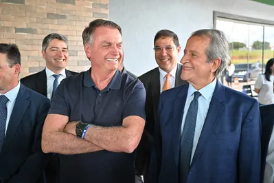 Imagem ilustrativa da imagem Bolsonaro encontra Valdemar e foca em 2026 e anistia