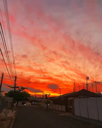 Imagem ilustrativa da imagem CIDADE FALA - O entardecer perfeito